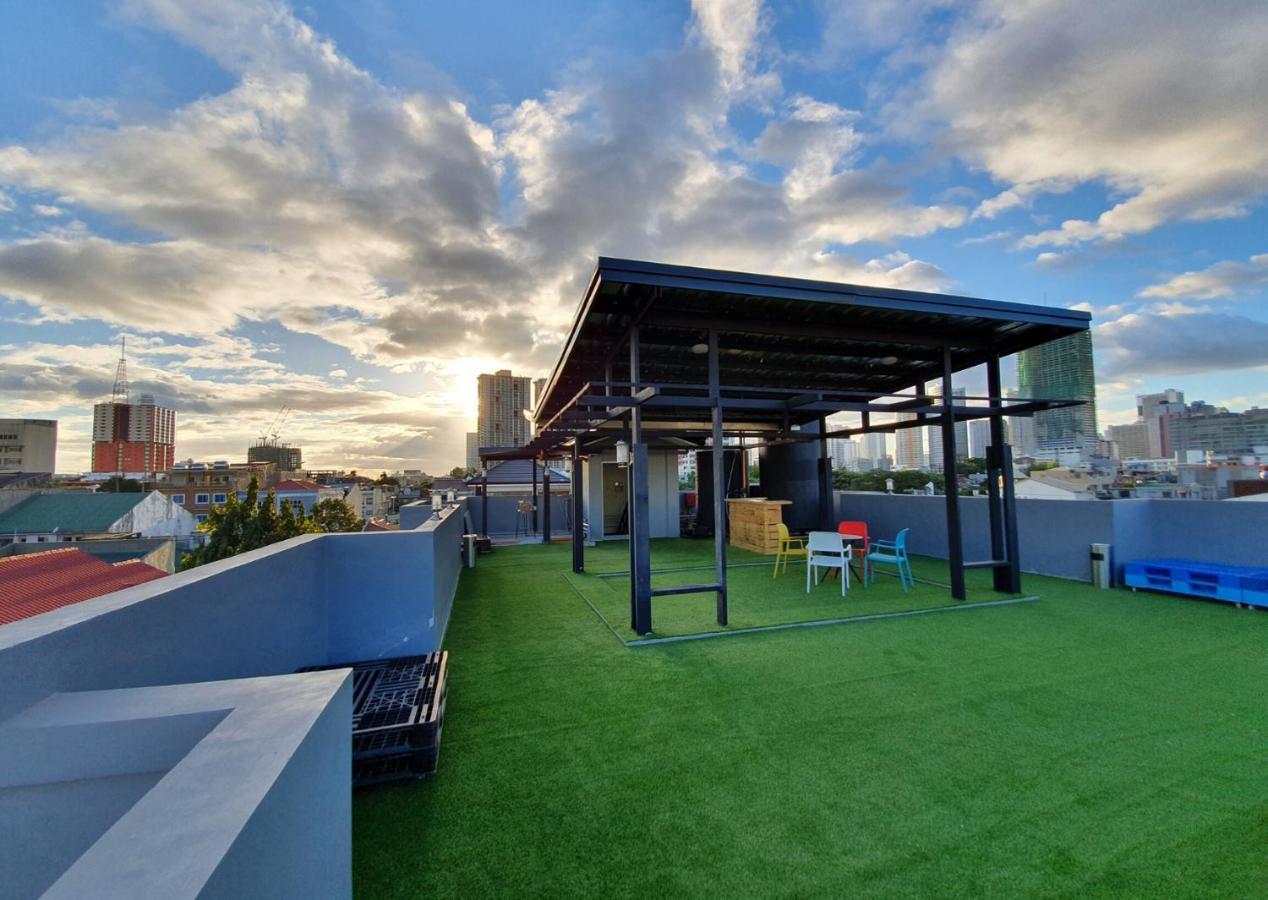 Innspired Hostel Ph In Makati, Metro Manila ماكاتي المظهر الخارجي الصورة